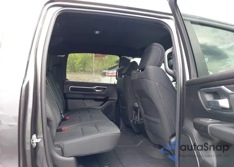 2025 Ram 1500 Big Horn 4X4 5'7 Box from USA, damaged, VIN 1C6RRFFG0SN714390